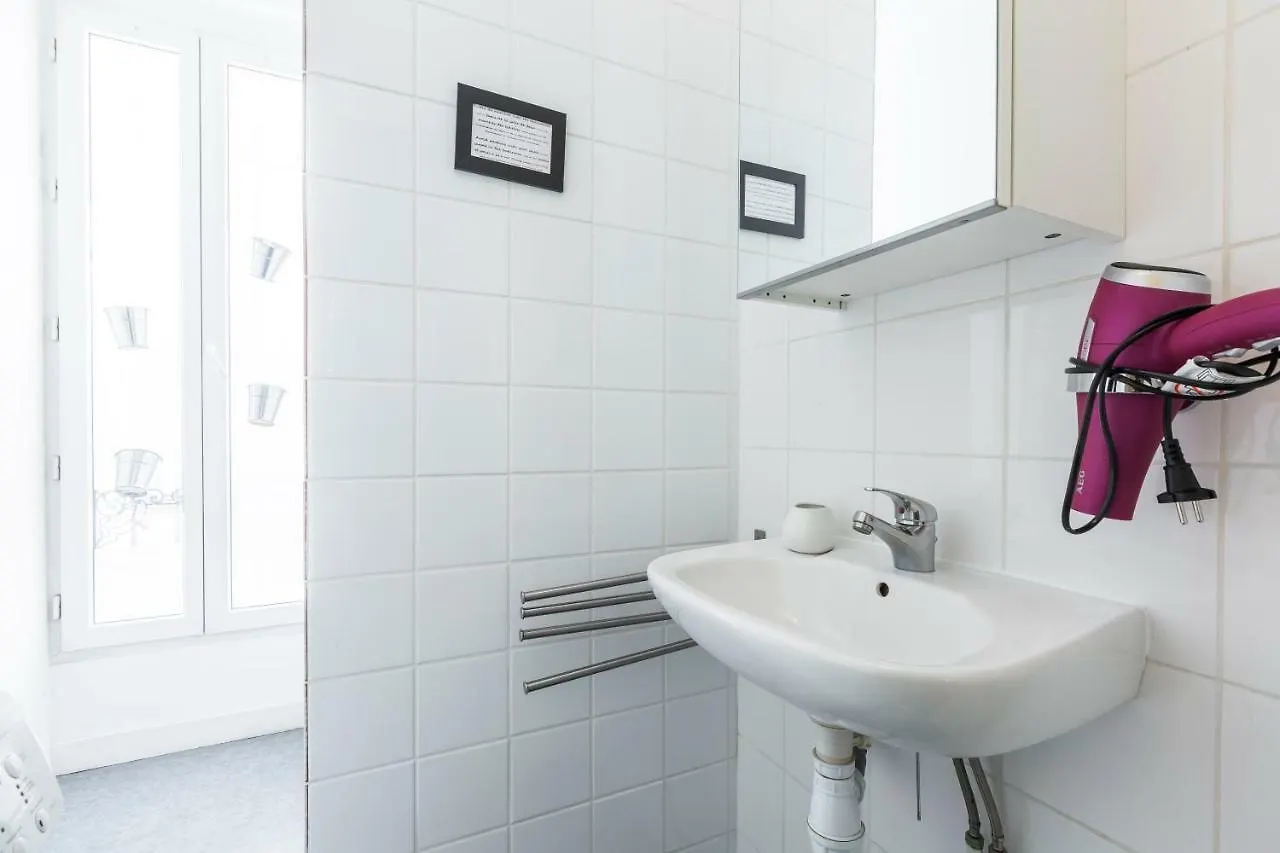Cosy 40M² Near Montmartre Apartment Paris France